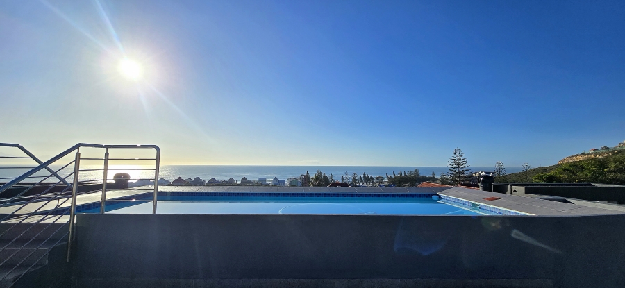 2 Bedroom Property for Sale in Mossel Bay Central Western Cape